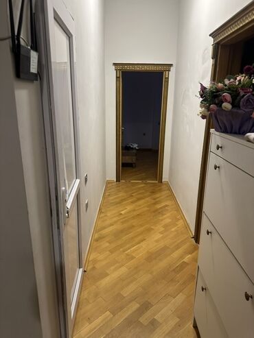 Otaqların uzunmüddətli kirayəsi: Nərimanov rayonunda ( Montin ) 3otaqlı 120kv.m ( əlavə olaraq 180kv.m -da lalafo.az — 8 Otaqların uzunmüddətli kirayəsi: Nərimanov rayonunda ( Montin ) 3otaqlı 120kv.m ( əlavə olaraq 180kv.m — 8