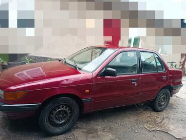 Mitsubishi: Mitsubishi Lancer: 1991 г., 1.6 л, Механика, Бензин, Седан