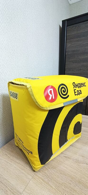 спортивный сумки: Термосумка в отличном состоянии ✅