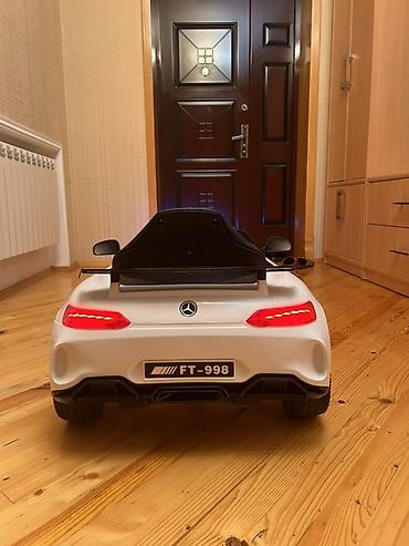 uşaq geyimləri brend: Uşaq elektrik avtomobili – Mercedes üslubunda, ağ rəng - Güclü — 5