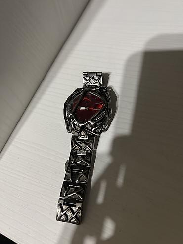 limited edition: Продам стильные чёрные часы с красным циферблатом — 2600 сом — 1