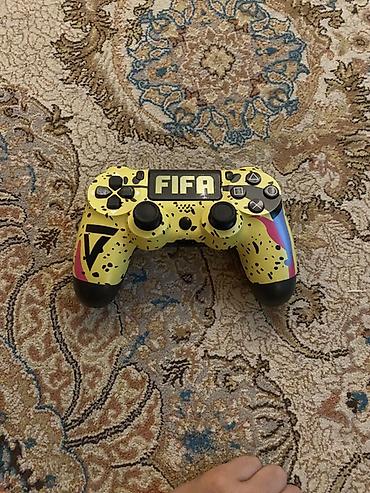 Видеоигры и приставки: Məhsul: PlayStation 4 DualShock 4 simsiz oyun pultu – FIFA temalı — 1