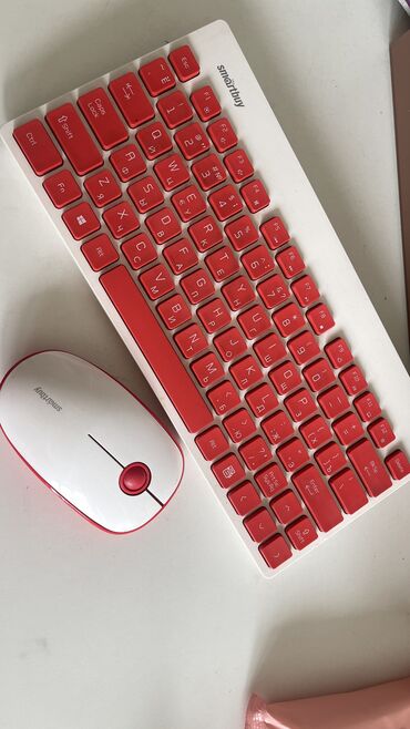 Клавиатуры: Продаю клпвиатуру и мышь Комплект Мышь+Клавиатура SmartBuy