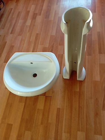 Keramik paltaryuyan otağı üçün lavabo komplekti - Material: sümüksüz