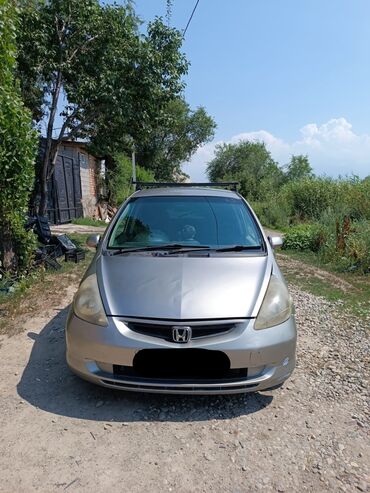сколько стоит мотороллер: Honda Fit: 2004 г., 1.3 л, Автомат, Бензин, Хэтчбэк