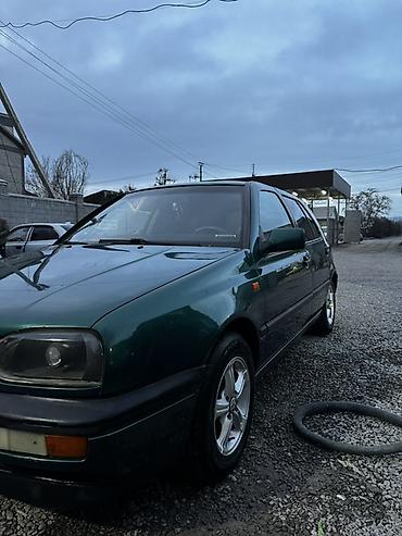 Volkswagen: Volkswagen Golf: 1995 г., 1.6 л, Механика, Бензин, Хэтчбэк — 11
