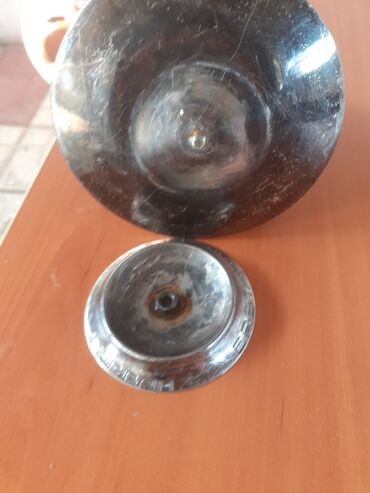 Digər əntiq əşyalar: Sabirabada qedimi eşa satlır — 2