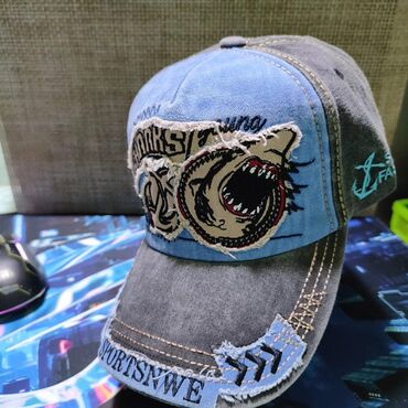 Кепки: Кепка, Бейсболка, Козырек: Изогнутый, С вышивкой — 27