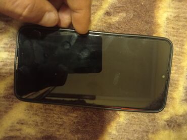 Samsung Galaxy A10, rəng - Qırmızı
