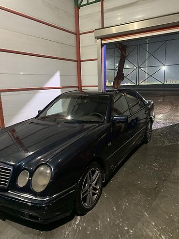 Унаа сатуу: Mercedes-Benz E-Class: 1997 г., 2.8 л, Кол менен иштөөчү, Бензин, Седан — 10