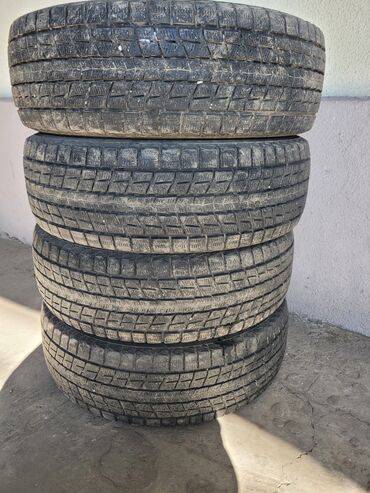 Шины: Шины 225 / 65 / R 17, Зима, Б/у, Комплект, Внедорожные (АТ/МТ), Dunlop