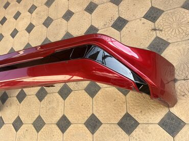 Спойлеры: Задний спойлер Toyota 2017 г., Б/у, Аналог — 3