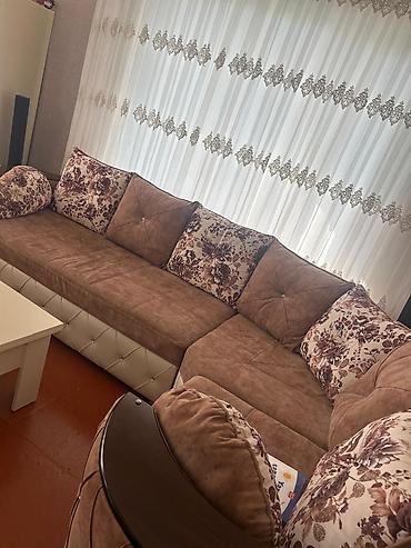 700 manat nece rubldu: N17Endirim!!! Kunc divan 300azn. Acilmir, baza var. Olcu deqiq — 1