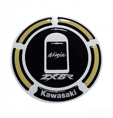 icon hunter: KAWASAKI ZX6R-štitnik čepa- 88 📌 Opis: Samolepljivi štitnik čepa — 1