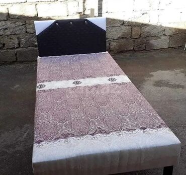 Başqa xidmətlər: Təzə çarpayılar. 1 nəfərlik çarpayılar 60 manat. 2 nəfərlik taxt 110 — 1