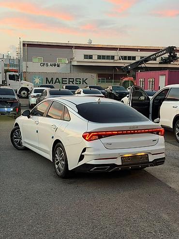 Продажа авто: Kia K5: 2022 г., 2 л, Гибрид, Седан — 2