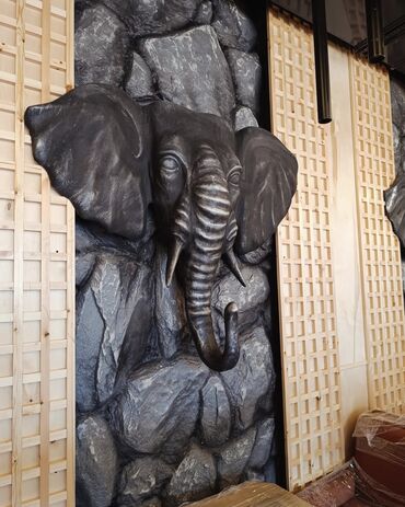 фарфоровые статуэтки: Скульптура слон 🐘 голова 1,5 метр.
цена: договорная (под заказ)