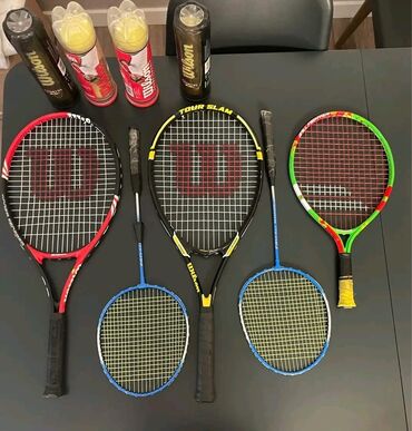 Raketkalar: Tennis və badminton raketləri, 15 top, raket çantası ile birlikte set