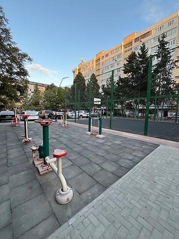 Mənzillərin satışı: Bakı, 3 otaqlı, Köhnə tikili, m. Gənclik, 90 kv. m — 5