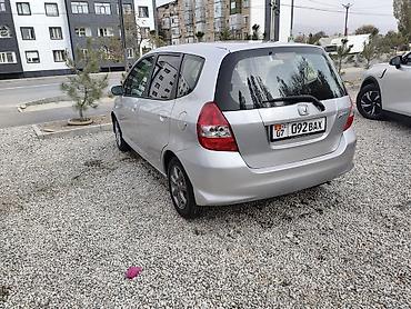 внедорожники недорогие: Honda Fit: 2006 г., 1.4 л, Механика, Бензин, Хэтчбэк — 4