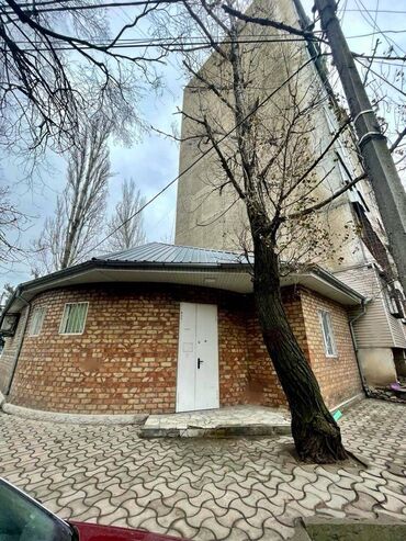 Офисы: 🌟 Сдаётся уютное помещение с отдельным входом! 🌟 🏠 Характеристики