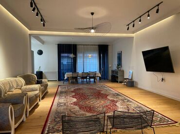 вип городки бишкека в Кыргызстан | Посуточная аренда квартир: 200 м², 5 комнат, Утепленный, Теплый пол, Бронированные двери