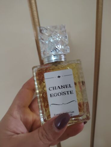 Ətriyyat: Ekstrakt dərəcəsində ətirlər – müxtəlif dizaynlı şüşələrdə, geniş — 7