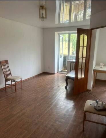 сниму дом недорого: 1 комната, 30 м², Хрущевка, 2 этаж, Косметический ремонт