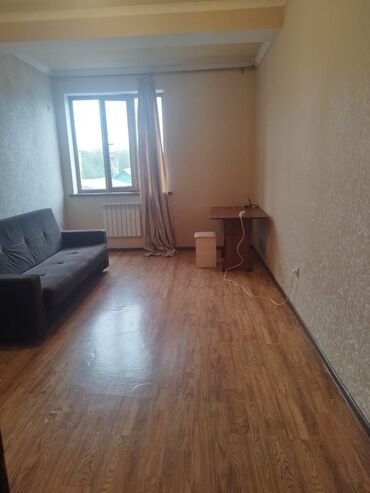 квартира душанбинка: 1 комната, 40 м², Элитка, 3 этаж