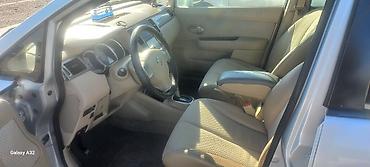 Nissan: Nissan Tiida: 1.5 l | 2011 il Hetçbek — 14