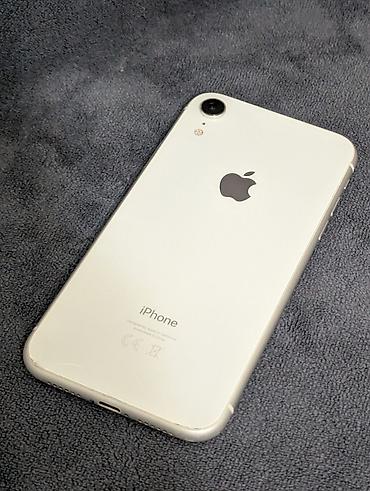 IPhone Xr, Б/у, 64 ГБ, Белый, Чехол, 74 %