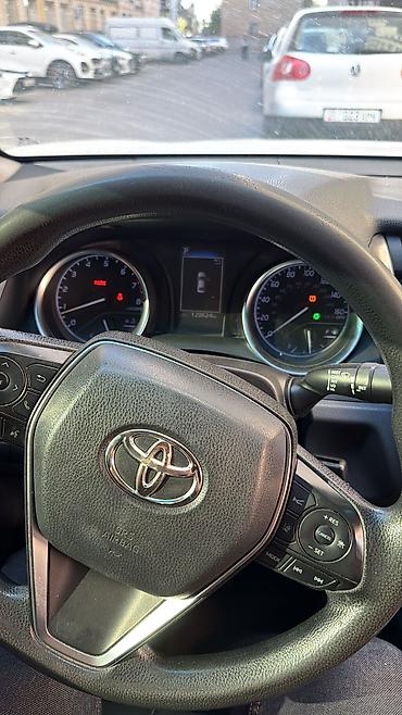 тайота: Toyota Camry: 2018 г., Автомат, Бензин, Седан — 4