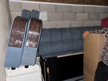 офисные диван: Прямой диван, Б/у, Двухместный