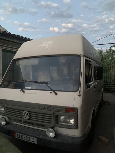 несия 2: Volkswagen : 1994 г., 2.4 л, Механика, Дизель, Бус