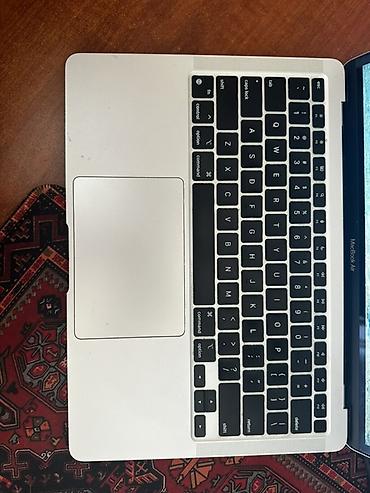 apple notebook: Apple MacBook Air M1 (8GB / 256GB) RAM: 8 GB SSD: 256 GB Batareya — 2