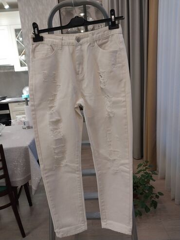 женские джинсовые шорты с завышенной талией: Джинсы, Прямые, M