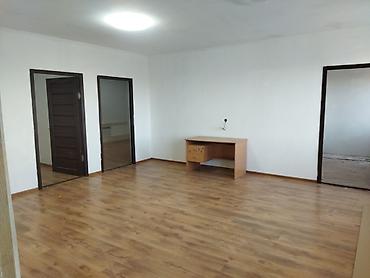 глова адрес: Аренда офисов, 95 м², В торговом центре, 1 линия, С отдельным входом, С отдельным сан узлом — 1
