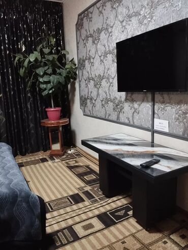 Посуточная аренда квартир: 1 комната, Постельное белье, Кондиционер, Парковка — 6