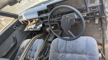 Toyota: Toyota Mark II: 1984 г., 2.5 л, Автомат, Бензин, Седан — 8