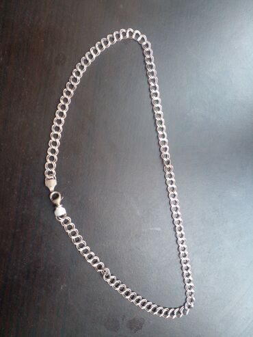 tek qaş üzük: Gumus sep (925 )ki̇si̇ və qadi̇n ucun 19 qr 70 azn gumus (925)si̇rga 6