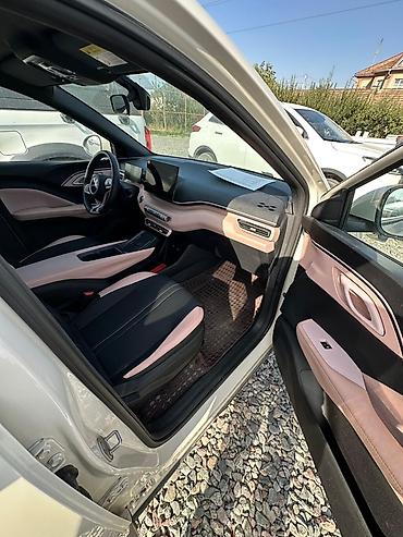 byd e1: BYD Seagull: 2023 г., 0.1 л, Робот, Электромобиль, Хэтчбэк — 6