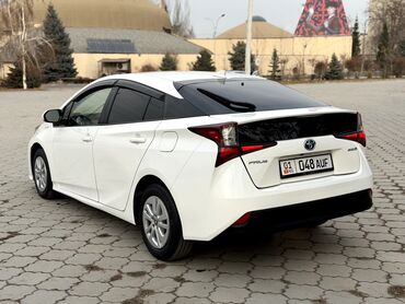 Toyota: Toyota Prius: 2019 г., 1.8 л, Вариатор, Гибрид, Хэтчбэк — 2