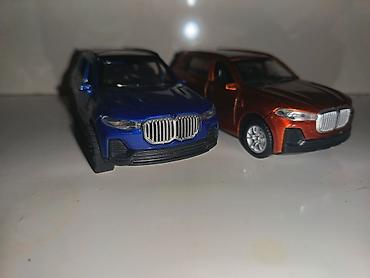 oyuncaq 2107: Miqyaslı kolleksiya modeli – BMW X7 SUV oyuncaq avtomobil - Material — 1