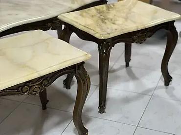 forma ideale tabure: Stilski sto (2 komada) drvo / onyx br.3 🪑 Dobro stanje 💰 Cena za — 3
