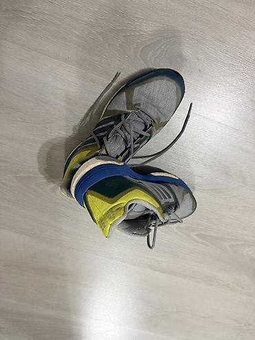 nike react: Кроссовки Adidas для бега и тренировок. Модель выполнена в спортивном — 3