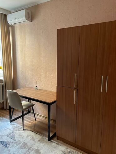 Посуточная аренда комнат: 350 м², С мебелью — 9