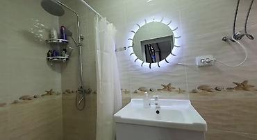 Долгосрочная аренда домов: 300 м², 7 комнат — 22