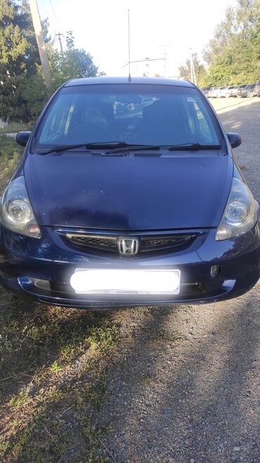 росрочка фит: Honda Fit: 2002 г., 1.3 л, Вариатор, Бензин, Хетчбек