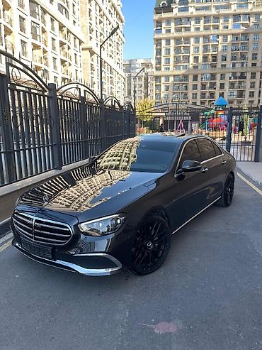 mcv 30: Mercedes-Benz E-Class: 2021 г., 2 л, Электромобиль, Седан — 1