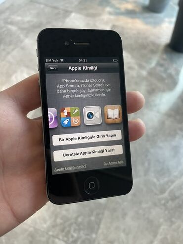 Apple iPhone: IPhone 4 — 8